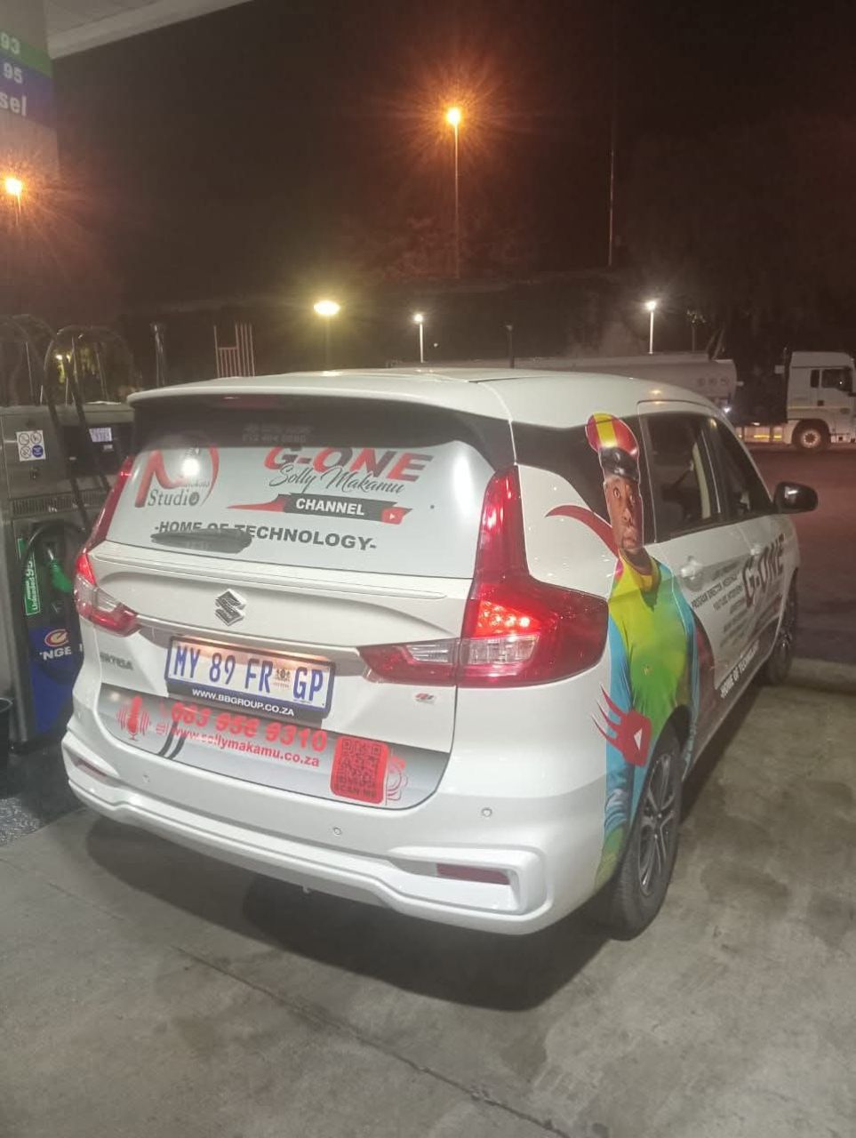 Solly Makamu branded car 5